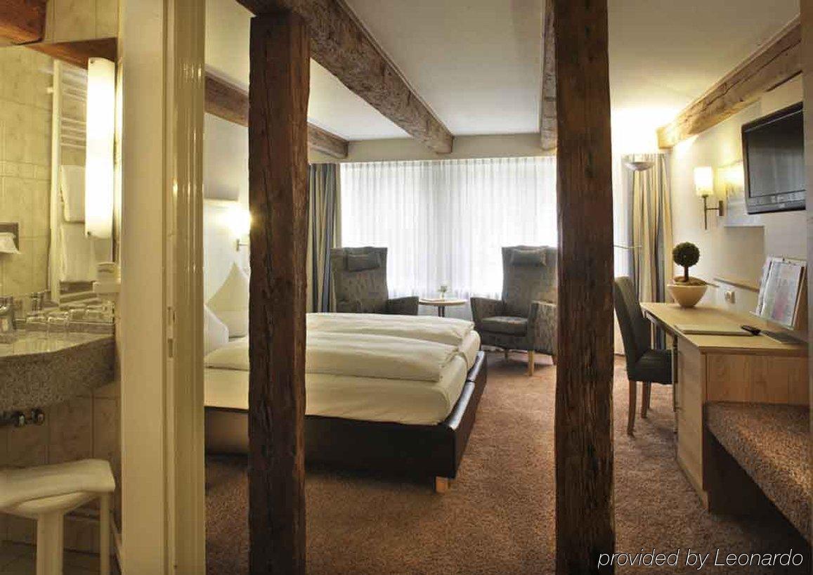 Romantik Hotel Aquarium ฟรีดริชชตัดท์ ภายนอก รูปภาพ